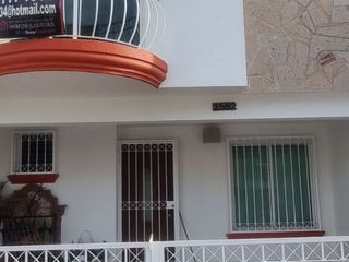 Casa en Renta Viveros del Valle, cerca de Hospitales, Escuelas, transportes, con seguridad y amplias areas verdes