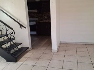 Departamento en renta | 3 recámaras y 2 baños | Fracc. Bahía, Ensenada