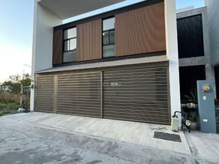 RENTO CASA EN CUMBRES ELITE
