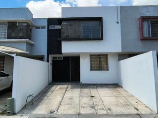 CASA EN RENTA Terralta 4