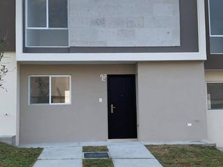 Venta Condominio Arenza en Zákia, Alberca, asadores Jardín