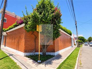 EN RENTA, CASA EN ESQUINA, COL. EL MIRADOR