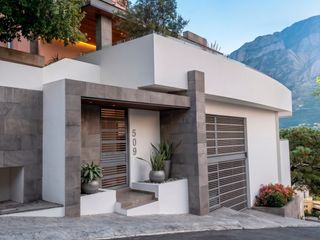 Casa en Venta en Jardines de San Agustín, San Pedro Garza García