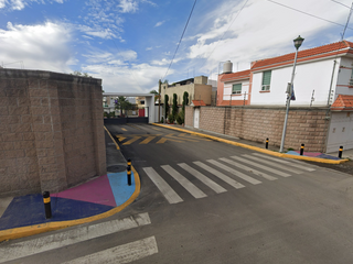 Casa en Col. Cipreses de Mayorazgo, Puebla, Puebla., ¡Compra directa con el Banco, no se aceptan créditos!