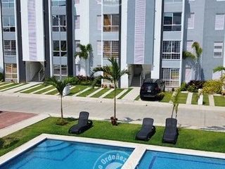 Venta departamento nuevo con 2 recámaras y alberca en Acapulco Diamante