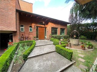 Casa en Venta en Residencial La Virgen en Metepec, Estado de México.