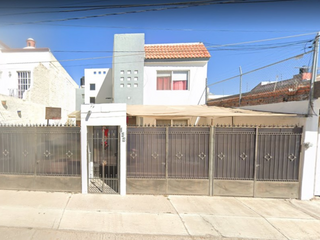 Casa en Venta Santander 132, Col. Montebello, Aguascalientes.