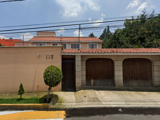 Gran casa en Cuajimalpa, aprovecha esta oportunidad de recuperación bancaria.