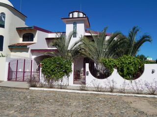 Casa en Zona Residencial en Rincon de Guayabitos