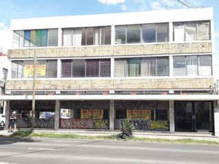 Edificio en Venta sobre Av. Hidalgo esquina calle Frías, Ideal para Hostal o Departamentos