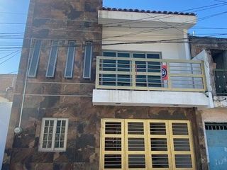 Casa en venta en excelentes condiciones en Santa Cruz del Valle Jal