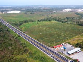 TERRENO USO DE SUELO INDUSTRIAL A PIE DE CARRETERA BOCA DEL RIO XALAPA