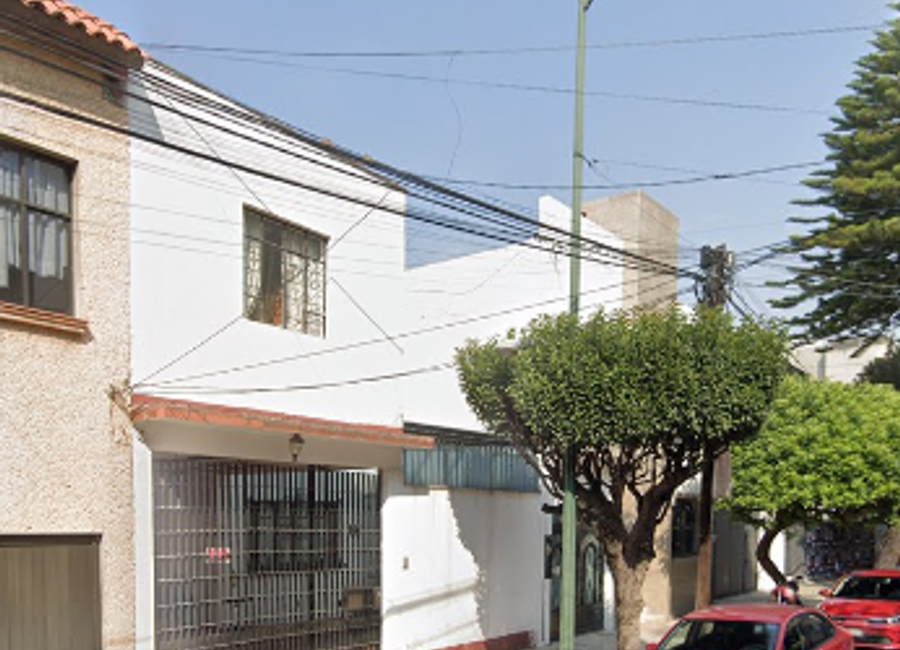 CASA EN VENTA CERCA DE TEATRO XOLA BENITO JUAREZ