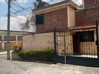 Casa en esquina en San Andres Atenco, Tlalnepantla