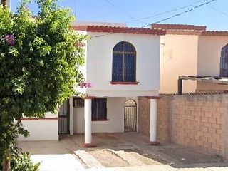 BONITA CASA UBICADA EN LA FLORIDA, CIUDAD OBREGON, SONORA