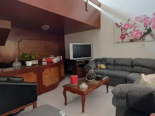 Preciosa casa en venta en Lomas Quebradas