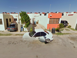 CASA EN REMATE BANCARIO EN  C. San Blas , Villas de San Migu Nuevo Laredo, Tamps-NGC4