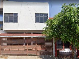 VENTA DE CASA EN GUADALAJARA JALISCO COL. JARDINES DE LA CRUZ