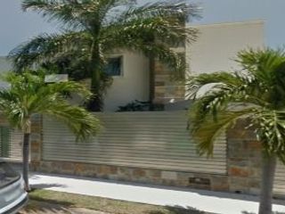 Casa en venta en Av. Holbox, Cancún, Q.R.