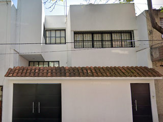 Bonita Casa En Una Exelente Ubicacion Calle Sur # 107 col. infraestructura heroes Churubusco  GSN""""