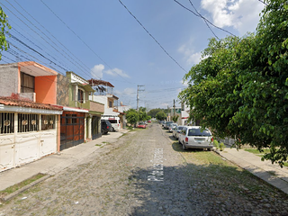 CASA EN CUIDAD GUZMAN CENTRO, ZAPOTLAN EL GRANDE EN REMATE! -FQ