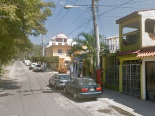 REMATE BANCARIO EN CALLE JUAN DE LA BARRERA 645, EN LA COLONIA NIÑOS HÉROES, MANZANILLO COLIMA