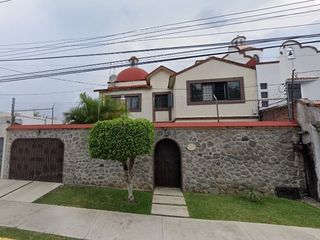 Asombrosa Casa en Burgos Cuernavaca, Morelos, en Venta de Remate Bancario