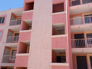 RENTO DEPARTAMENTO REMODELADO EN TORRES MONARCA