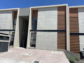 DEPARTAMENTO EN PLANTA BAJA EN RENTA EN ZAKIA A ESTRENAR 2 RECAMRAS