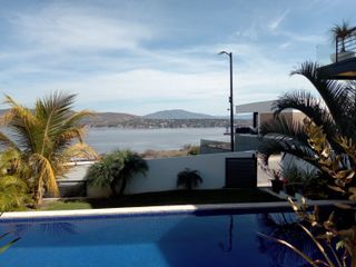 Un Precio Especial: Una Casa Muy Especial Vista al Lago Tequisquitengo Morelos