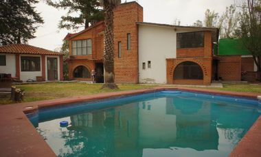 HERMOSA CASA EN VENTA EN BOSQUES DEL LAGO