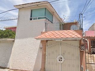 Casa en Venta de Recuperación Bancaria en De las Avestruces, Villas de Pachuca, Pachuca, Hidalgo.