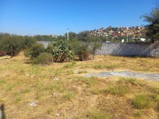 UNICOS TERRENOS DISPONIBLES EN FRACC. RESIDENCIAL SAN JAVIER EN ESQUINA LISTOS PARA ESCRITURAR