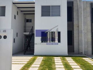 Casa Duplex en venta, 2 recámaras, Fracc. Sendas, El Marqués Querétaro