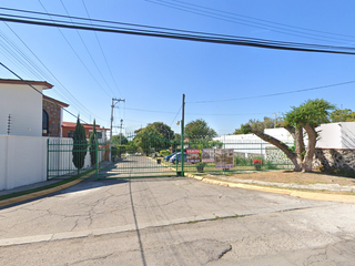 Casa en venta en Col. Burgos de Cuernavaca, Temixco, Morelos ¡Compra directamente con los Bancos!