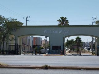 CASA EN VENTA EN VALLE DE SANTO TOMAS, APODACA, NUEVO LEON.