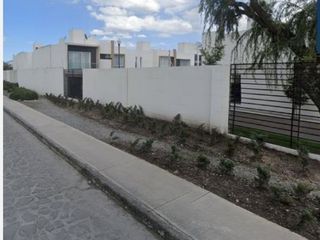 Casa dentro de fraccionamiento REMATE  BANCARIO, La Arbolada San Mateo, Av. Arbolada, Toluca EDO. MEX