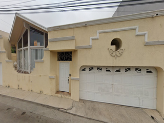 Bonita casa en Col. Moderna, Ensenada, Baja California