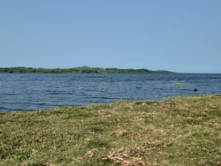 Excelente terreno a orilla del rio La Antigua