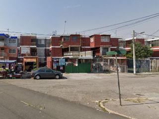 DEPARTAMENTO EN REMATE BANCARIO EN EL FRACC. BOSQUES DEL VALLE 2DA. SECCIÓN, COACALCO. FIRMA DE SESIÓN DE DERECHOS ANTE NOTARIO.