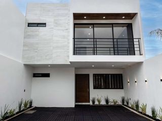 Se Vende Casa nueva en Fraccionamiento Hacienda Corralejo, Morelia, Michoacán, México
