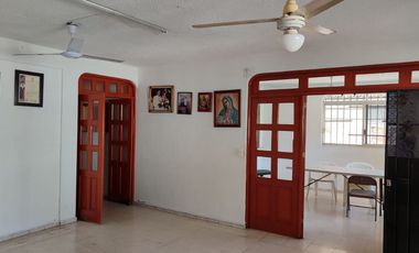CASA SOLA EN HOGAR MODERNO, A UNOS PASOS DE CALZADA PIE DE LA CUESTA