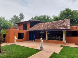 VENTA Quinta en Villa de Santiago, Nuevo León