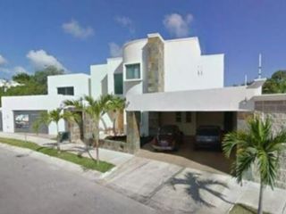 VENTA DE CASA EN Avenida Holbox 2, Supermanzana 12SM 12, Cancún, Quintana Roo, México