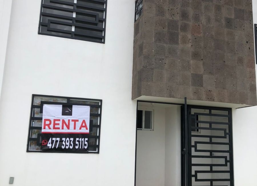 Casa en RENTA Heroes de Morelia