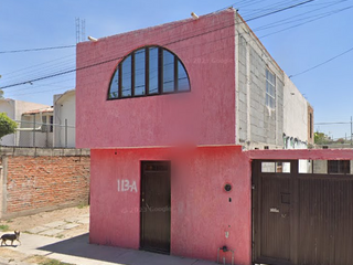 $Calle Albizia 113-a, Goevillas de los Sauces, Celaya, Guanajuato, México