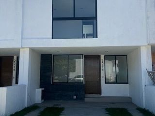 Casa en Venta, Viveros del Valle, Alcoba y Baño Completo en Planta Baja, 5 Min Real Center