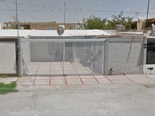 Propiedad en venta ubicada en: C. del Sol 977, La Rosita, Amploacion la Rosita, 27258 Torreón, Coahuila.