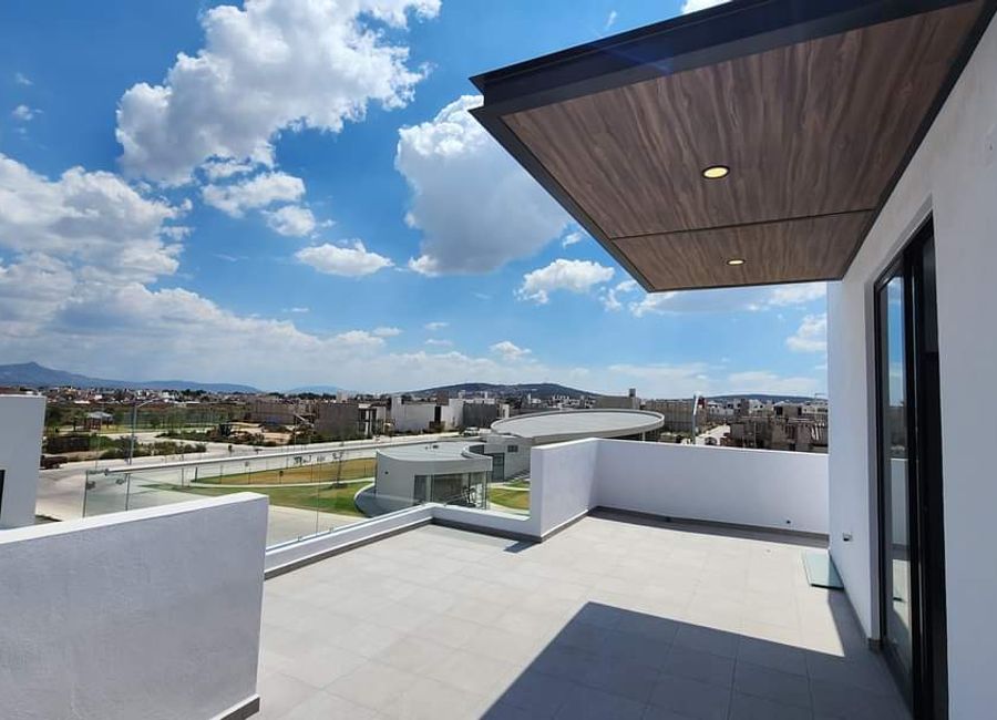 Casa en Venta Gema 141 m² de Terreno, 4 Recámaras, Jardín, Roof