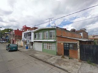 Casa en Venta Calle De Curinda, La Tamacua, Uruapan, Michoacán, México